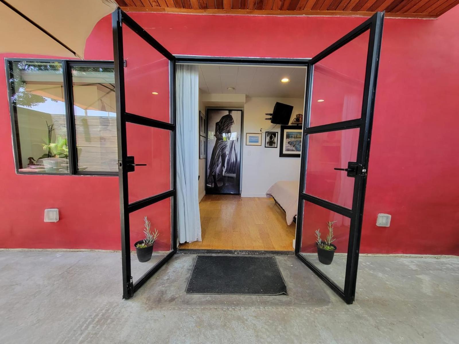 Venice Beach Studio With Large Private Patio Steps To The Beach ลอสแอนเจลิส ภายนอก รูปภาพ